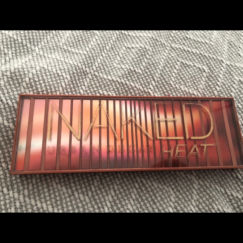 Urban Decay Naked Heat Palette